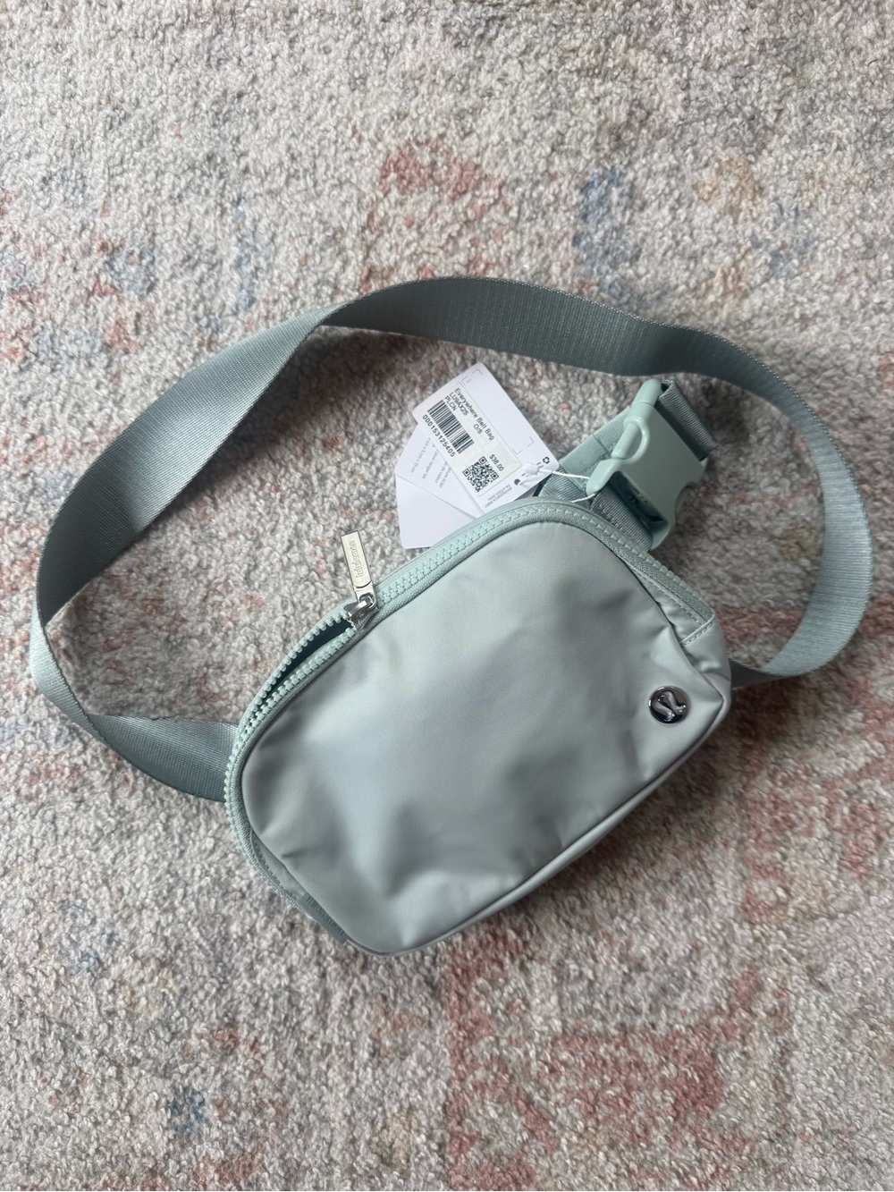 lululemon athletica Sage Green Belt Bag